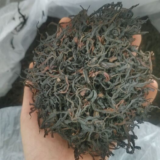 凤庆县采用优质野生古树原料加工，带有蜜香果香，韵味悠长