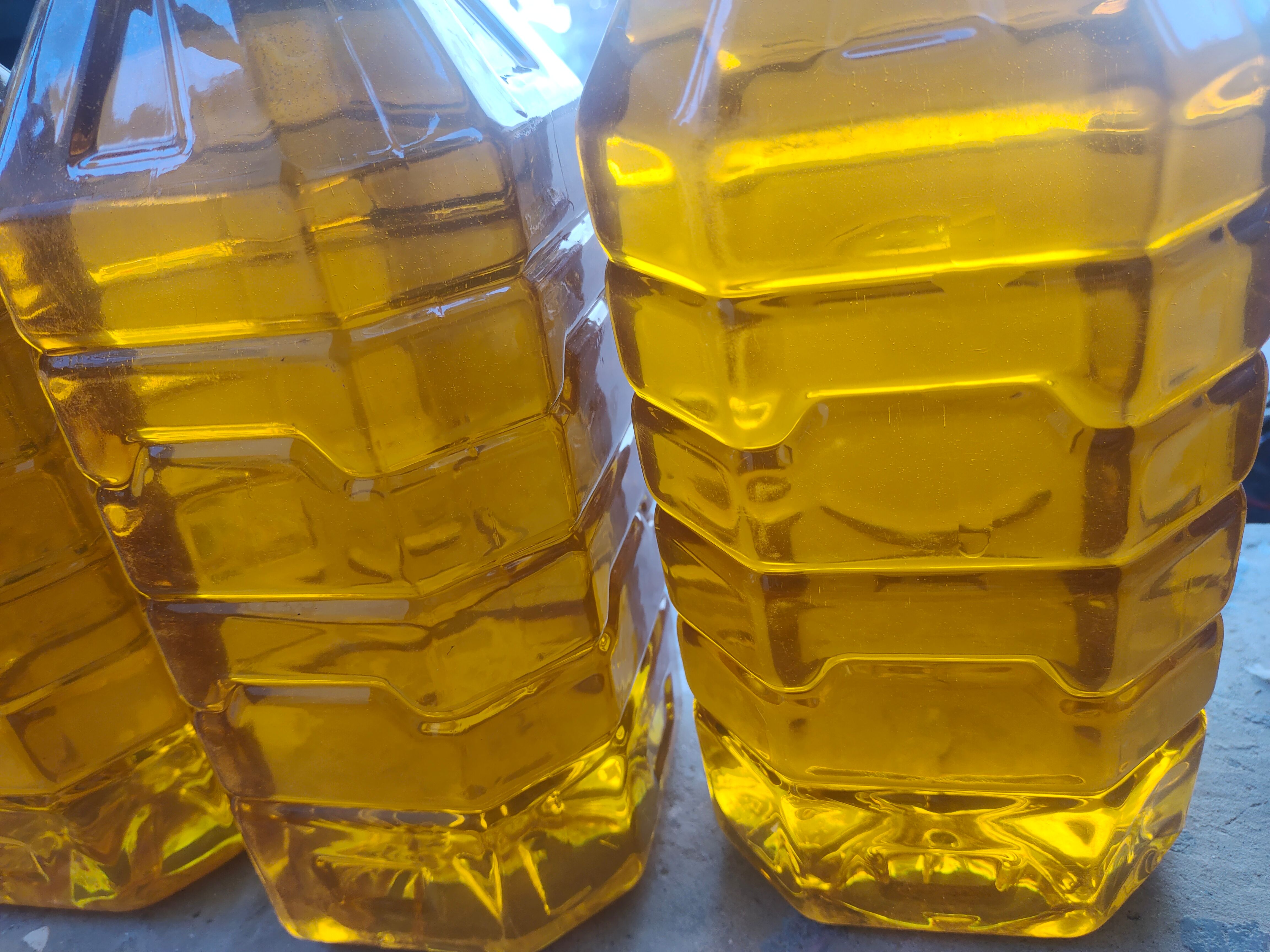 核桃油 新疆核桃仁 新疆核桃油     鲜榨核桃油 大量有货
