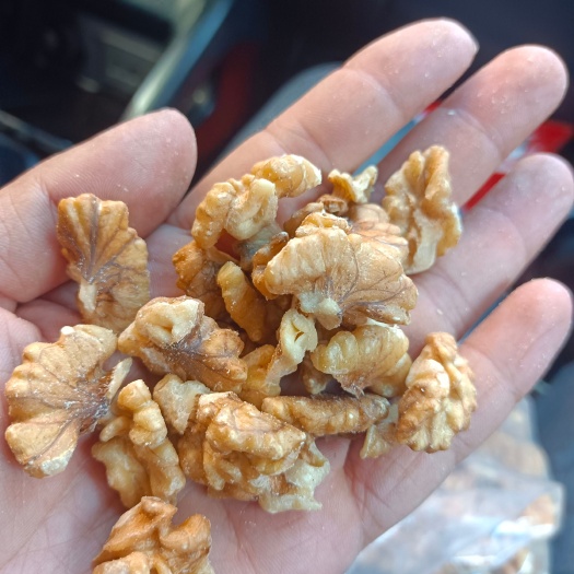 新邵县核桃仁，手选核桃仁处理