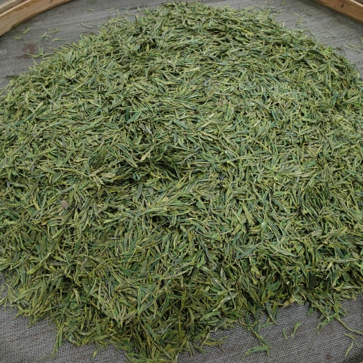 三江县茶叶：白茶，绿茶，龙井，纯本地农户种植罗汉果：自家种植，
