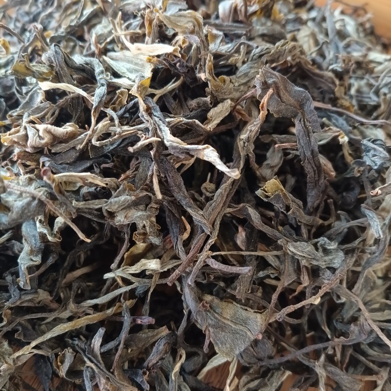 云南临沧凤庆春季晒青绿古树生普散茶 散装食用农产品 昆明发货