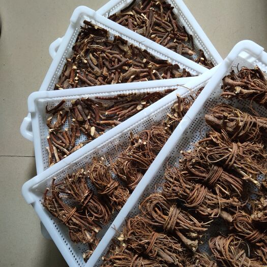南宁纯五指毛桃，深山老林采挖，纯手工制作，自然晒干