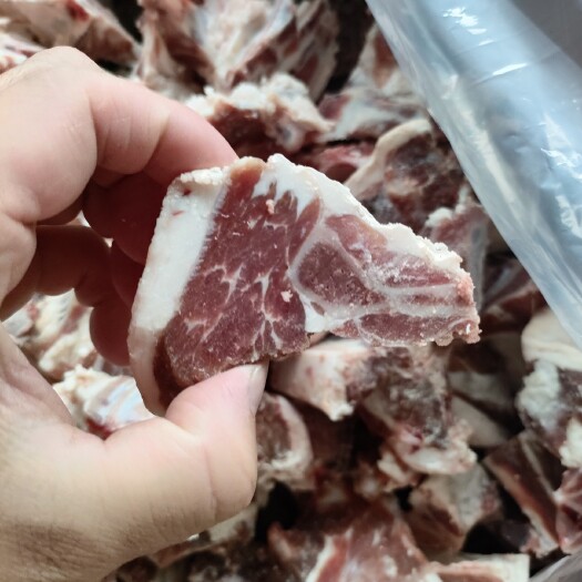 河间市羔羊胯骨，肉多骨头轻，货好价格低，