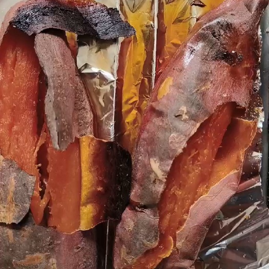 烟薯25,蜜薯红皮红心软糯香甜,口感甜软糯为烤而生
