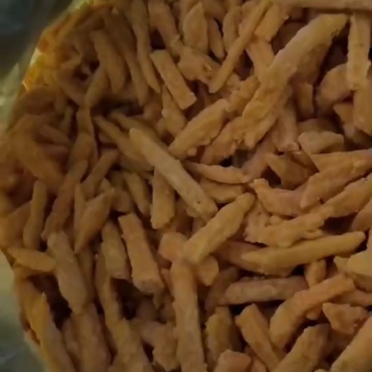 莱西市过油红薯条 饲料 适用于猪牛羊鸡鸭鹅  价格便宜 育肥效好