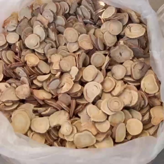 陇西县甘草纯红皮片子。 规格1.2～2.5的。  够含量