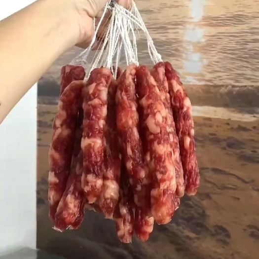 遂溪县自家猪肉做的腊肠