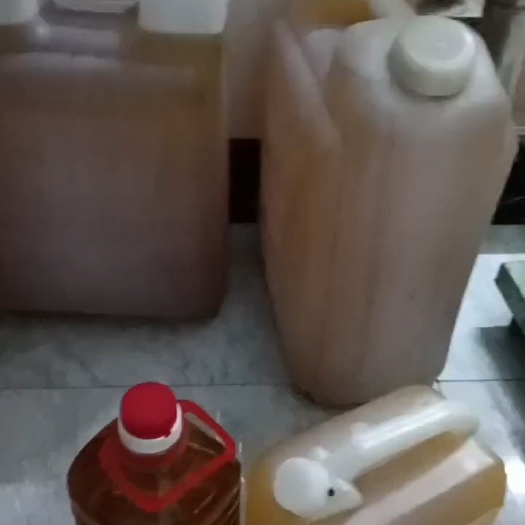 巴马县农家的山茶油