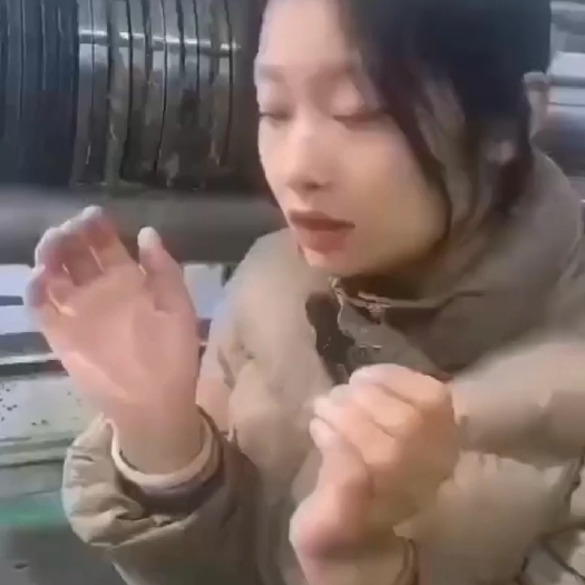 凌云县广西凌云野生山茶，测试茶油中含量中不饱和脂肪酸高达90%以上