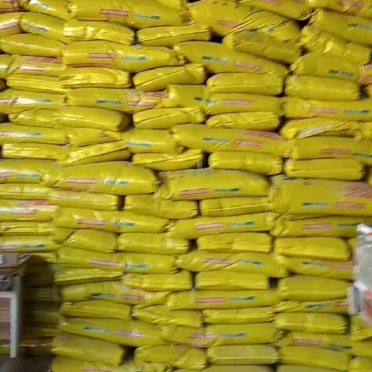 大量供应陕西精品肥料，质量保证，价格实惠，需要联系