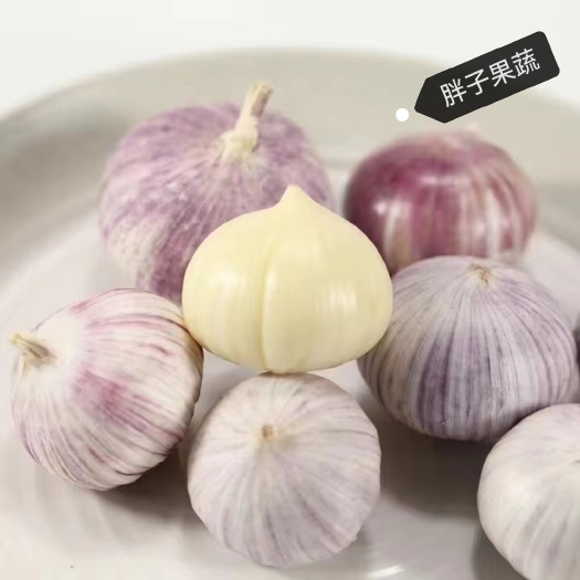 绥中县热卖中。辽宁万亩基独头蒜。瓣蒜。大量上市中，欢迎全国各地
