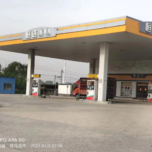 上海加油站：2亩多地：4个双层罐：8把抢：2个50立方柴油罐：2