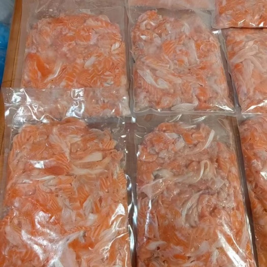 青岛冰鲜大西洋边角料碎肉 宠物食品 工厂直发
