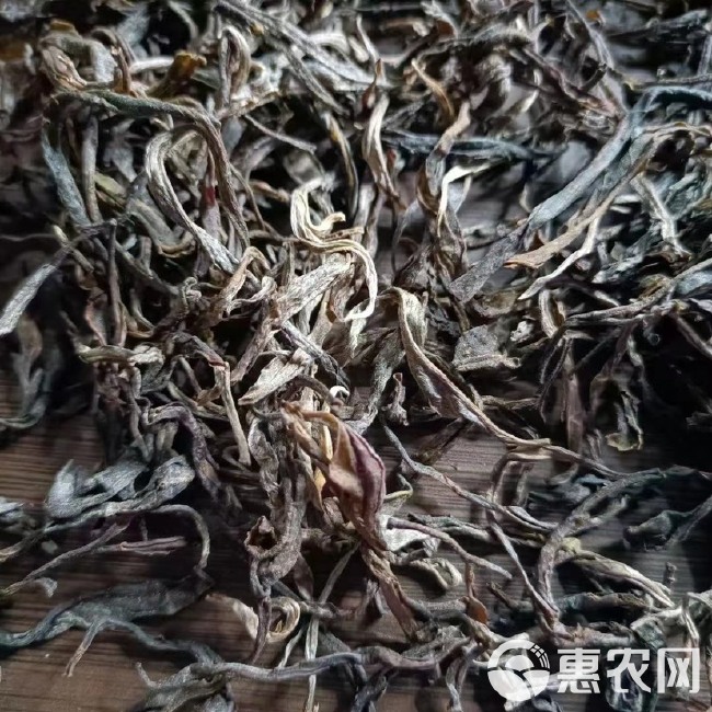 老挝生态古树茶，树龄400年以上，价格优势。 30吨