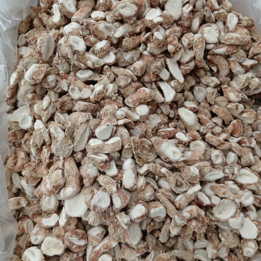 国产沙姜  山奈  ，红皮肉厚，9.5干水份，香味浓郁