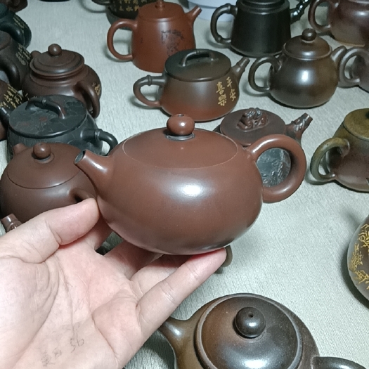南宁中国四大名陶之一广西钦州坭兴陶茶壶 西施壶200ml左右