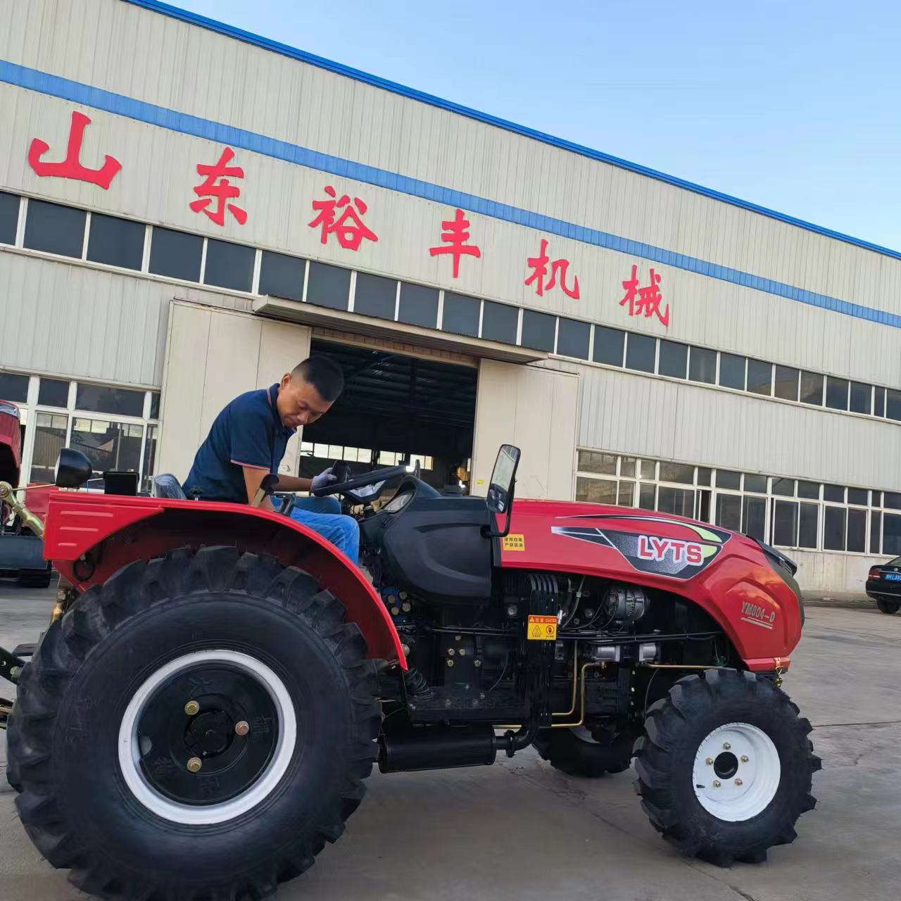裕豐機(jī)械大棚王 804拖拉機(jī)