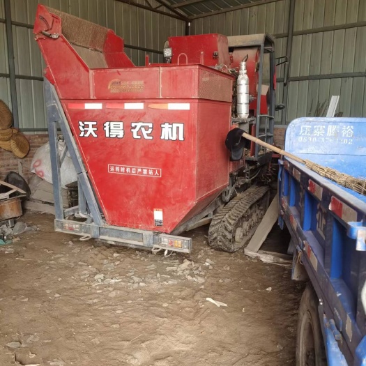 东明县2021年沃得两行履带玉米收割机，用了一季度！一手车