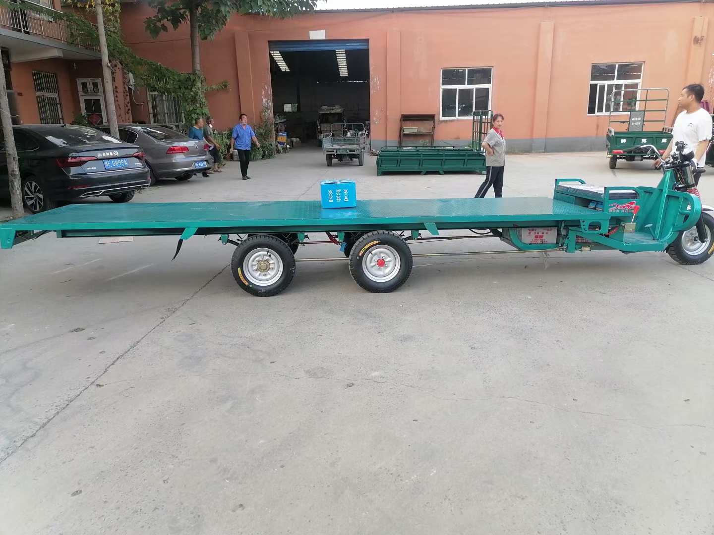 加长电动三轮车5轮车，载重王，定制各种尺寸