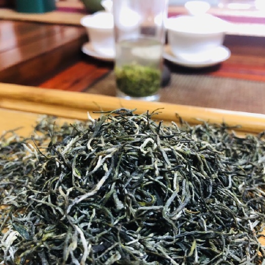 南阳信阳毛尖，雨前茶