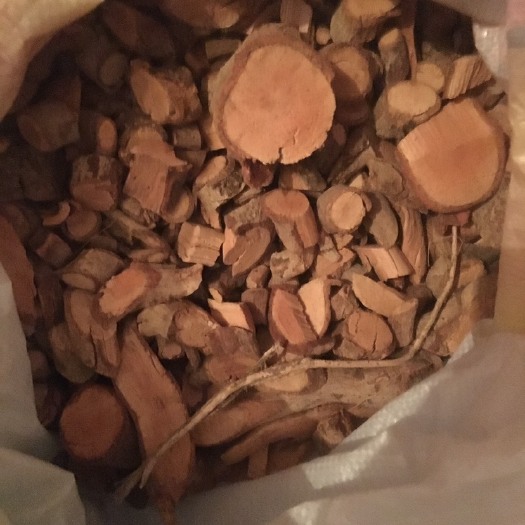 贺州广西藤杜仲干片，