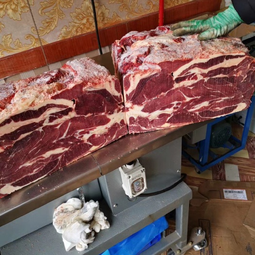 冻牛肉   有需要的可以联系哦