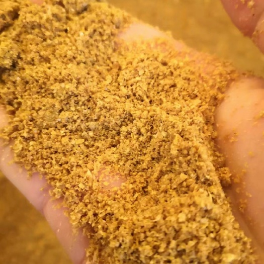 东莞市饼干粉糖蛋白高，含糖分高，能量高，口感甜,动物适口性好等等等