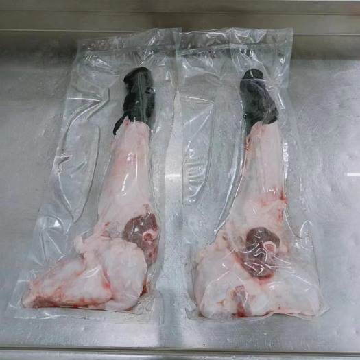 东阿县纯驴肉，假一赔万。