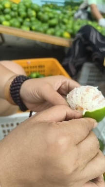 资中县四川特早蜜橘大量上市。蜜橘新津马上上市