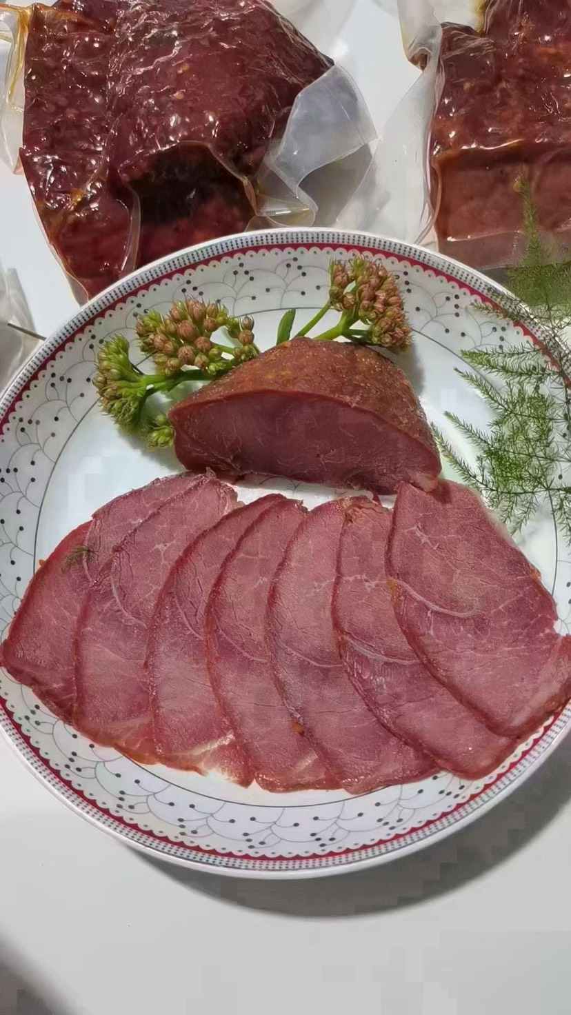 展会地摊里脊长条大块肉酱香肉猪肉干牛肉干里脊大块肉