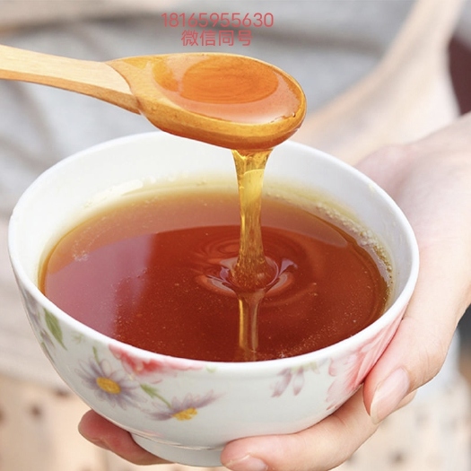 谷城縣農(nóng)家自養(yǎng)蜂蜜，前年的時候買回2箱，今年一下發(fā)展50箱，二荊條