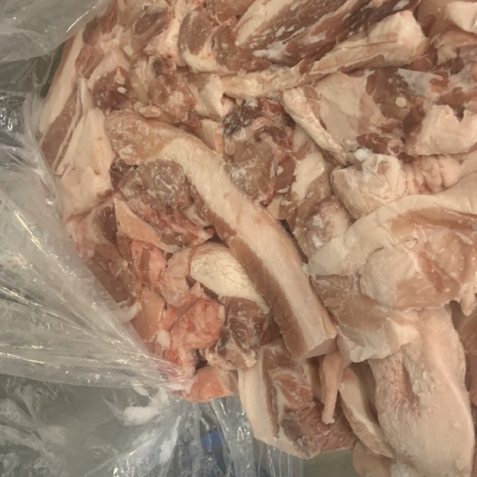 猪碎肉，在库俩百吨