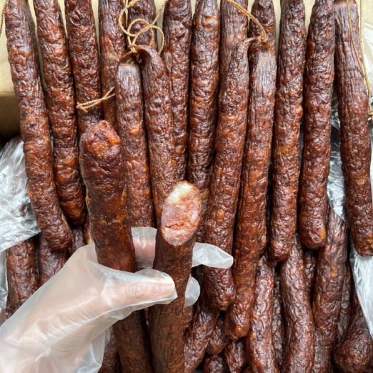 重庆市纯烟熏 川味麻辣香肠（源头工厂 一手货源 量大从优）