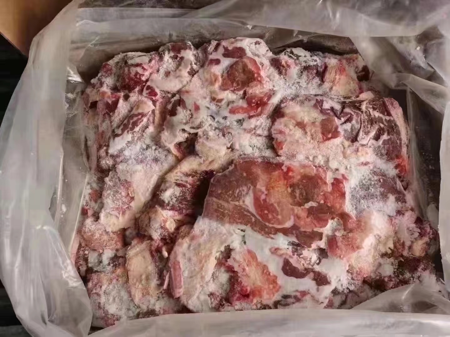 牛碎肉，純干貨，塊大瘦，90比例，質(zhì)量穩(wěn)定，一手貨源，價優(yōu)。
