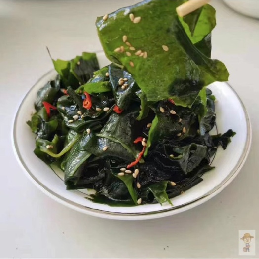 裙带菜，无沙，做汤凉拌都不错，被称为海中蔬菜