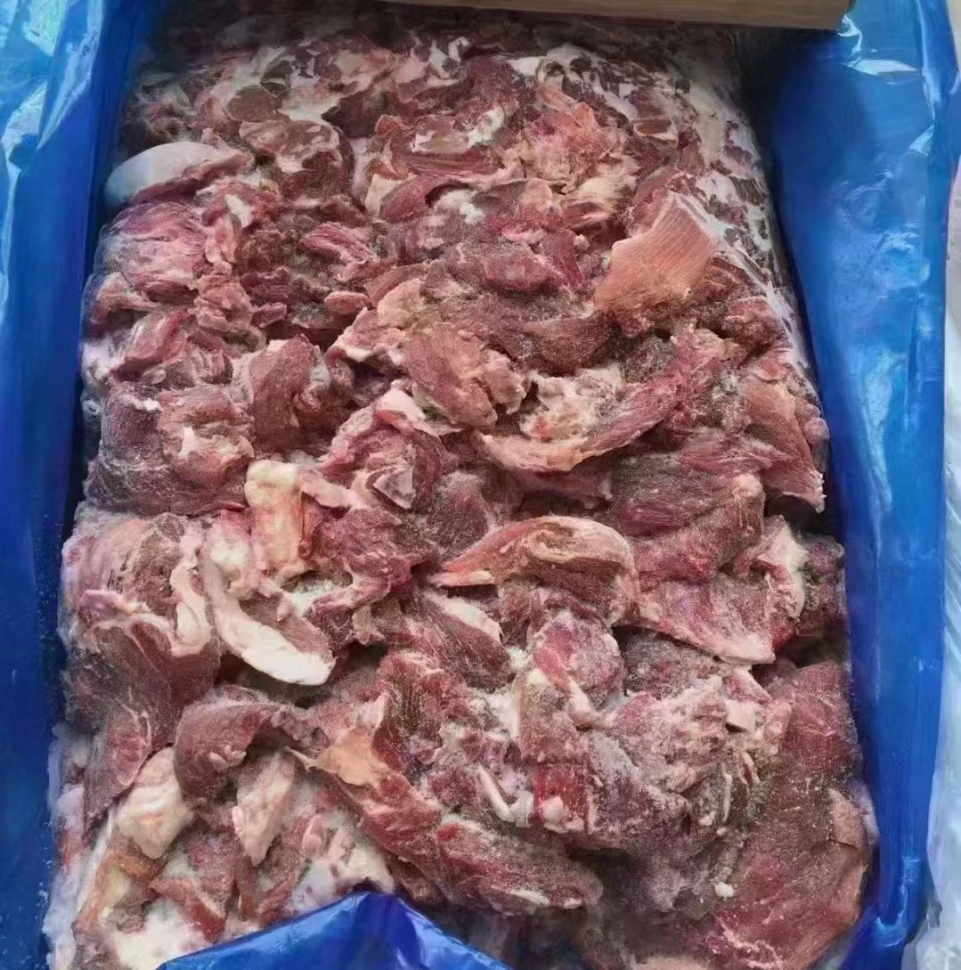 牛碎肉，純干貨，塊大瘦，90比例，質(zhì)量穩(wěn)定，一手貨源，價優(yōu)。