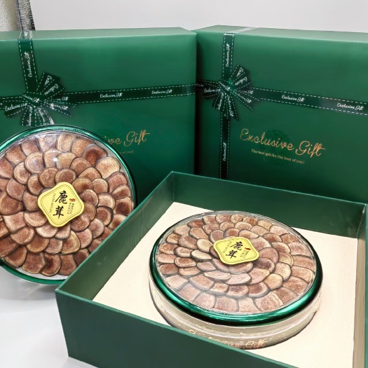 通化县祖母绿鹿茸片礼盒，内含30克左右红粉片，批发价168一盒包邮