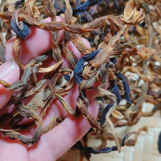 英德市粤北清远本地豆角干，干度够，够嫩，农户自嗮品质保证