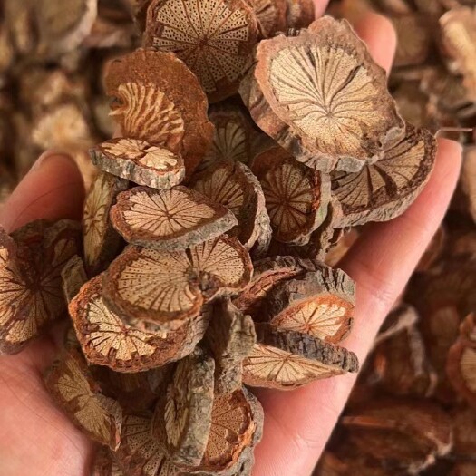 昆明血塞通  血藤  大小规格齐全  价格便宜  一手货源