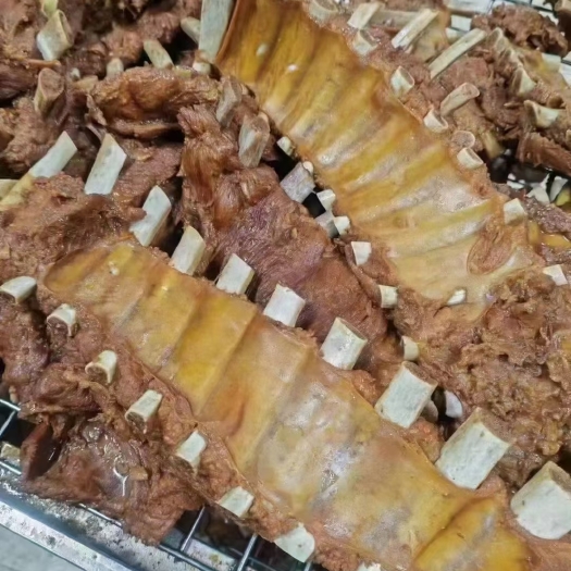 卤排骨 牛肉味全熟五香卤排骨寸排朝排骨色香味俱全酒店饭店摆摊
