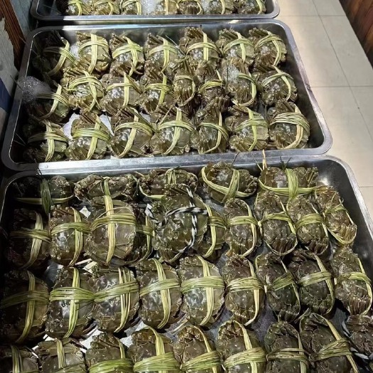 兴化市大闸蟹，精挑普挑普货礼盒残蟹都有，电话询价
