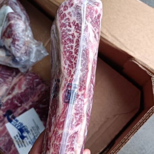 郑州雪花牛肉  美国肩甲雪花牛小排，原切雪花肥牛，中西餐火锅烧