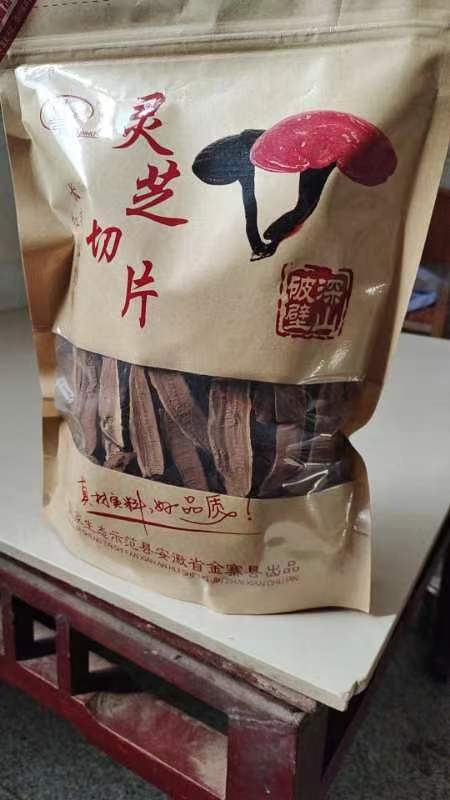 金寨县金寨灵芝片
黑灵芝手工切片