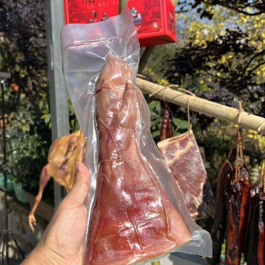 杭州腊猪脚风干猪爪1.8斤一只真空包装风干咸猪手