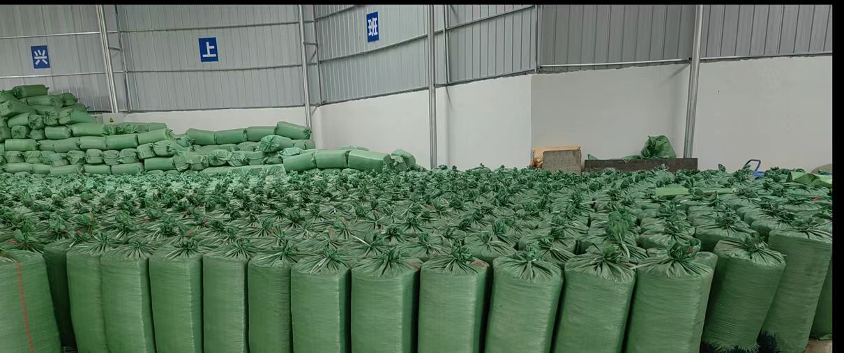 河池甘蔗尾，玉米杆，青贮料