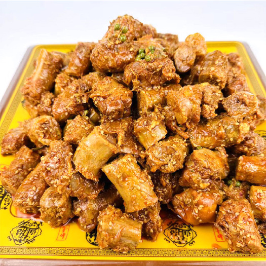 德州香辣鸭脖段，爆款来袭，价格实惠，一袋也是批发价！三袋包邮送到