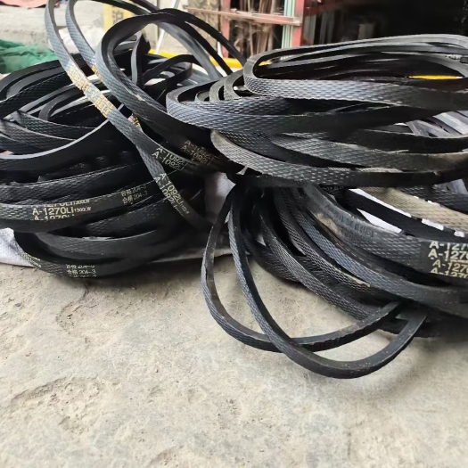 沛县A1050，A650，A1270等三角带闲置500根左右