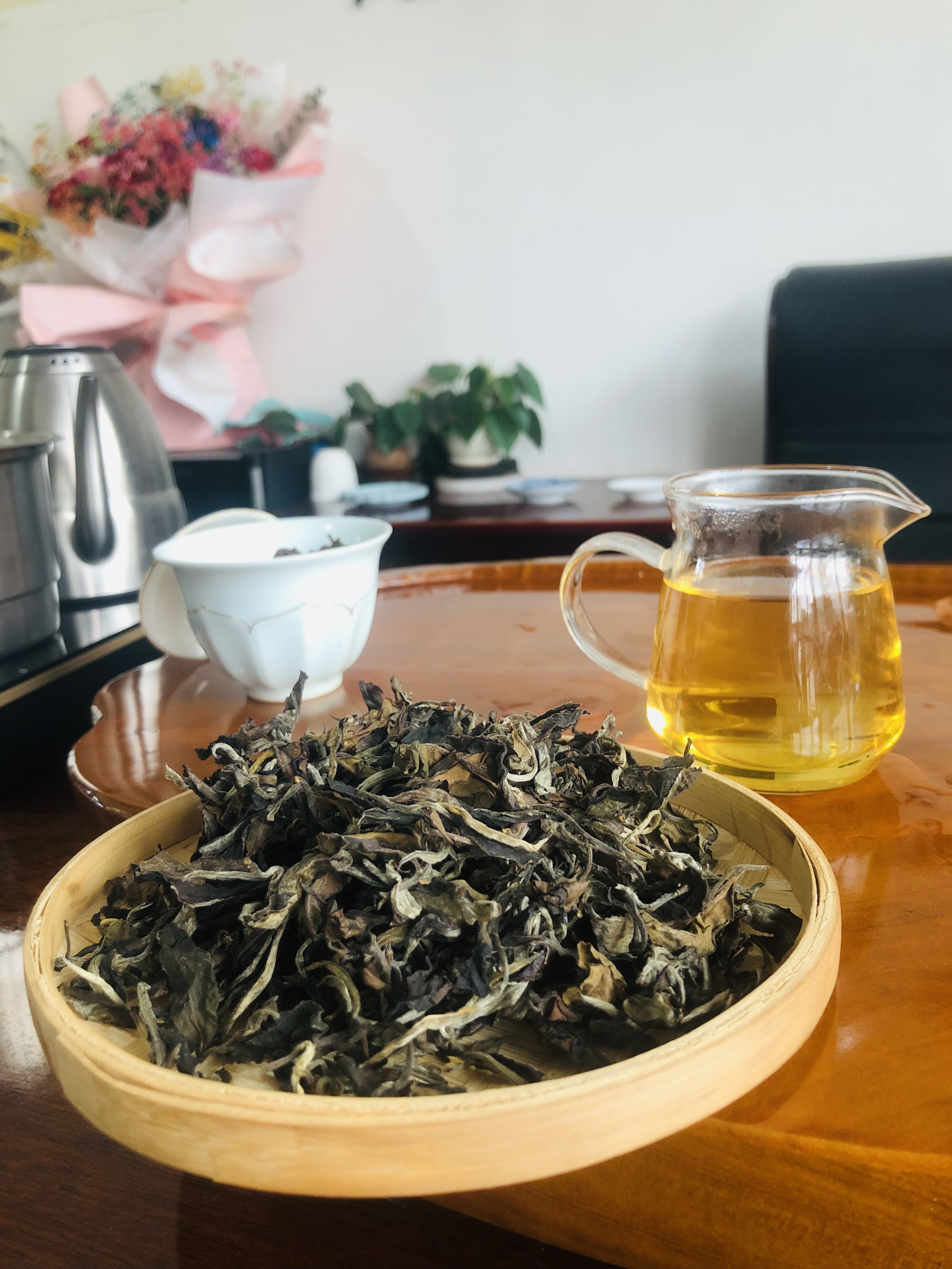 凤庆县风庆古树白茶