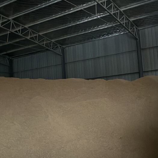 淮安卖籼米，家里还有300吨杂交稻