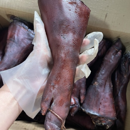 重庆市烟熏 小腊猪蹄（源头工厂 展会门市摆摊超市直播平台等销售渠道